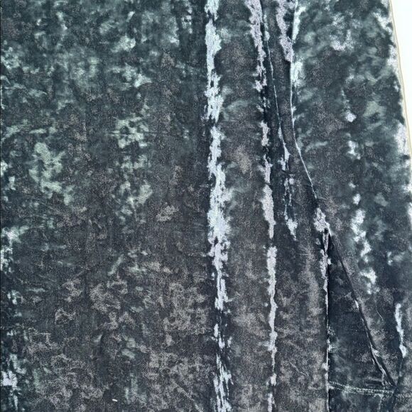 J.Jill Emerald Green Long Sleeve Velvet Blouse - Picture 4 of 10